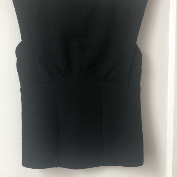 Textured Empire Seam Tank - Picture 3 of 6